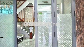 nhà 6-15m trệt 3 lầu có sân thượng 15tr