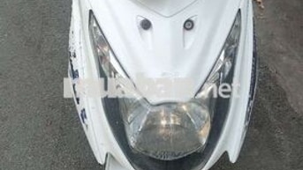 Suzuki Hayate SS trắng xanh máy bao êm điện đèn OK