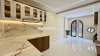 🏡 CHO THUÊ NHÀ MỚI  – 3 PN FULL NỘI THẤT – HẺM XE HƠI - NGUYỄN KIỆM