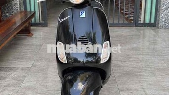 Piaggio Vespa LX 150 màu Đen