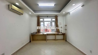 🏢 CHO THUÊ SÀN VĂN PHÒNG MẶT TIỀN NƠ TRANG LONG – 45M²