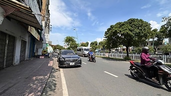 Chính chủ bán nhà 4 tầng mới sát bờ kè 