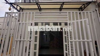 Bán Nhà Sát Cầu Ngã Tư Ga - 52m2 - Hẻm Ô Tô - 2 Tầng BTCT chắc chắn .