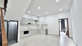 CHO THUÊ NHÀ MỚI 3,5 TẦNG 6 PHÒNG NGỦ KĐT PHƯỚC LONG GIÁ 27 TRIỆU