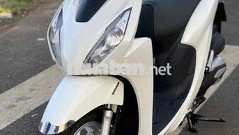 Honda Vision 2022 màu trắng