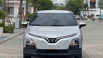 Xe điện VinFast VF 5 2026 màu bạc