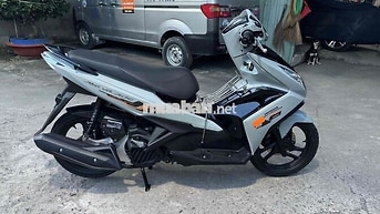 bán Honda Airblade 125 Fi màu xám đen đời 2015