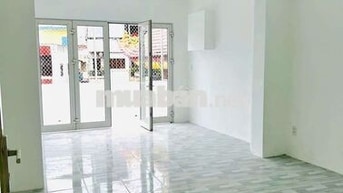 cho thuê nhà 208 hoàng văn thụ p4tb 4 x17 nhà 3 tầng 25 tr tháng