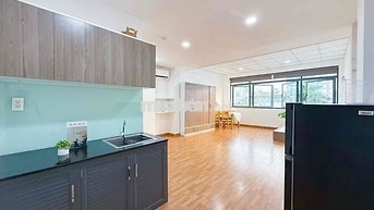 Khai trương căn hộ 40m2 cửa sổ thoáng ngay Thích Quảng Đức gần Sân Bay