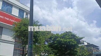 Bán nhà 5 tầng HXH Nguyễn Tiểu La - Khu VIP- Sổ Hồng sẵn, vừa ở vừa KD