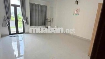 CHO THUÊ NHÀ PHỐ QUẬN 7 4PN+5WC TRỆT 2 LẦU SÂN ST 22 TRIỆU/ THÁNG