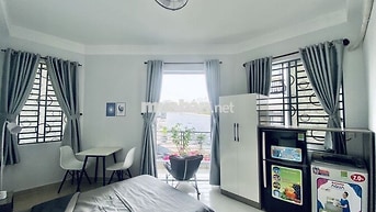 (FREE DV-NƯỚC-XE) CHDV BANCOL CHILL, RỘNG 50M2, WC RIÊNG FULL NỘI THẤT
