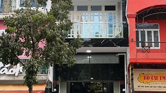 CHO THUÊ MẶT TIỀN NHÀ 132 ĐƯỜNG KÝ CON P.BẾN THÀNH, 4,2X10M, MỚI XÂY