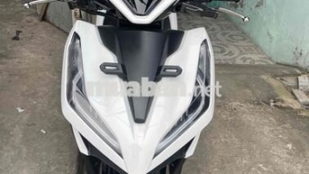 Honda Vario 150 Trắng đen Nhập khẩu