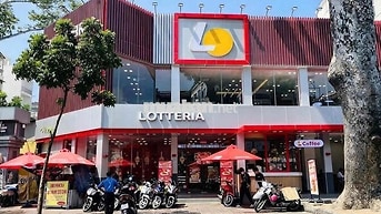 Góc 2MT Trần Quang Khải quận 1 DT 20x8m trệt lầu giá thuê 95tr
