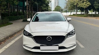 Mazda 6 2022 Premium 2.0 AT Trắng