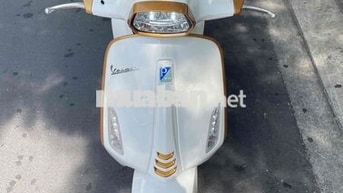 Piaggio Sprint 125 ABS iGet Trắng