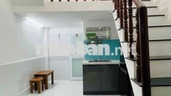 Cho thuê nguyên căn hẻm xe hơi Ni Sư Huỳnh Liên,có nội thất