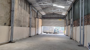 Cho thuê kho 400m2 giá: 35tr mt QL1A đg xe cont 40f 24h ra vào thoải m