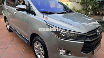 Toyota Innova 2016 2.0E Màu bạc