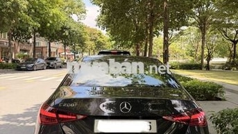 Mercedes-Benz C200 2023 Avantgarde V1 13000 km