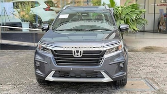 Honda BR-V L - Giảm 94tr - BH Thân Vỏ - Phụ Kiện