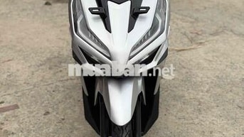 Honda Vario 125 2023 màu Bạc
