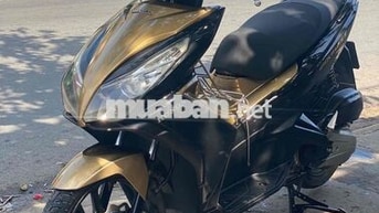 Honda Air Blade Đen Vàng. ZIN CHẤT. CO GÓP. BS 59