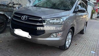 Toyota Innova 2018 2.0E 171.000 km Xám