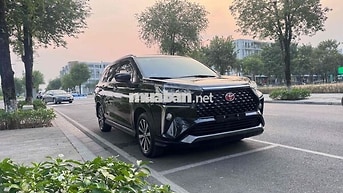 Toyota Veloz Cross 2023 7 chỗ Tự động 7 vạn km