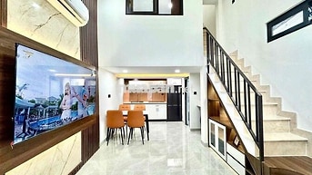 Nhà mới Trần Hưng Đạo, full nội thất mới, 2 phòng ngủ, tiện đi lại