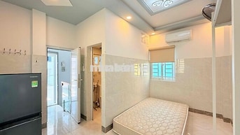 Cho Thuê Penthouse Tách Bếp Balcon 40m2 3ng2xe Ngay 3/2 CC Hado Q10