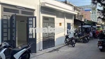 CHO THUÊ NHÀ MẶT TIỀN ĐƯỜNG LÊ LỢI -HÓC MÔN 