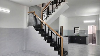 Nhà riêng 1/Phan Đình Phùng 1 trệt 1 lầu / 2PN hẻm ô tô giá 13.5 tr/th