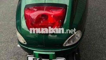 Vespa 125i cổ điển nhập ý