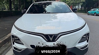 VinFast VF6 S 2024 Trắng