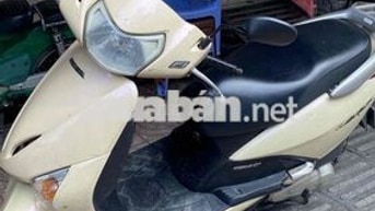 Honda Lead Fi date 2012