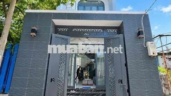 Продаётся дом, 4 спальни, 84 м², Nhà Bè