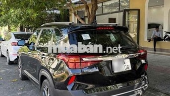 Kia Seltos 2022 Premium 40.000 km đen