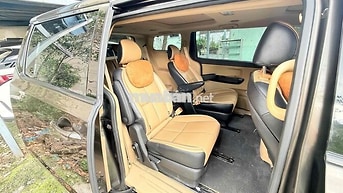 Kia Sedona 7 chỗ Tự động 101905 km Nâu