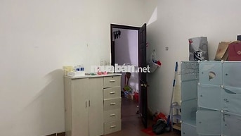 PHÒNG CHO 1 NGƯỜI Ở 14M2 TRONG NHÀ BIỆT THỰ SÁT GIGAMAIL AN NINH TỐT