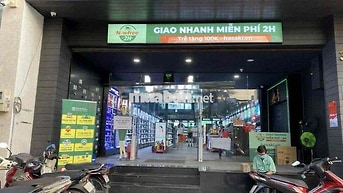 1 trệt 1 lầu, 5 pn. Gần 1000m sàn rộng 7.1m, nở hậu 9.8m, sâu 60m.  Vị