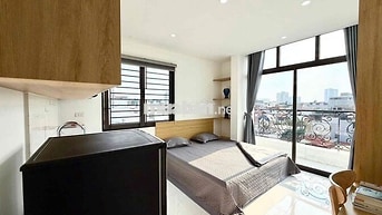 HOT!!!!!! NHÀ MỚI BAN CÔNG THOÁNG SÁNG NỘI THẤT ĐẦY ĐỦ OTO ĐỖ CỬA