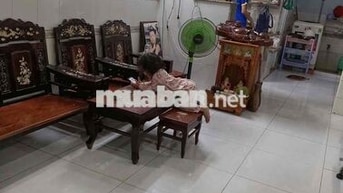 cho thuê nhà sạch sẽ gần chợ lê thị ngay ấp 1 vla lầu suốt giá rẻ