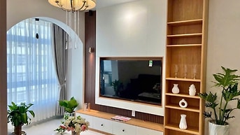 Lầu 5 ,DT rộng 50m2 , giá 2 tỷ rẻ hơn căn kế bên 200 triệu ,Sổ lâu dài