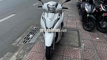 Honda Lead 2022 màu Trắng