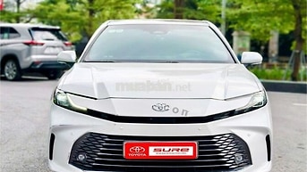 Toyota Camry 2025 2.5 HEV Top 1,6 vạn km Trắng