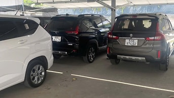 Cần bán gấp bãi đất đang làm bãi xe ô tô
