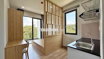 CHO THUÊ STUDIO BANCONG - CỬA SỔ MỚI XÂY SÁT LOTTE SÁP Q1,Q4