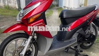 HONDA CLICK MÀU ĐỎ